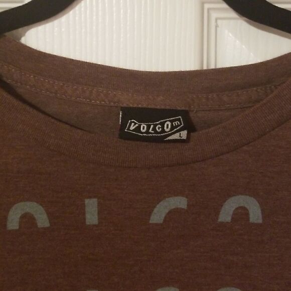 Volcom | Chocolate Monogram Tee - Picture 2 of 3